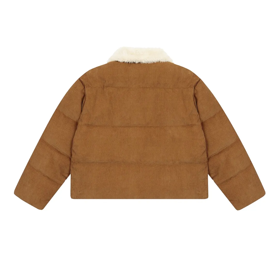 P630 Top quality" Style number: 8096# [Ralph Lauren autumn and winter new Maillard style high-waisted corduroy down jacket] ✅Ralph Lauren retro Maillard style granular velvet lapel short high-waisted corduroy thickened down jacket ✅Maillard color series cotton corduroy face ✅Inner 350T contrasting polyester silk double-layer 360T high-density gallbladder ✅YB consistent YKK white copper nude zipper, zipper pockets on both sides of the inside ✅Khaki brown, full of warm atmosphere, a must-have for goddesses in winter ~ Size: S-XL Color: Khaki brown